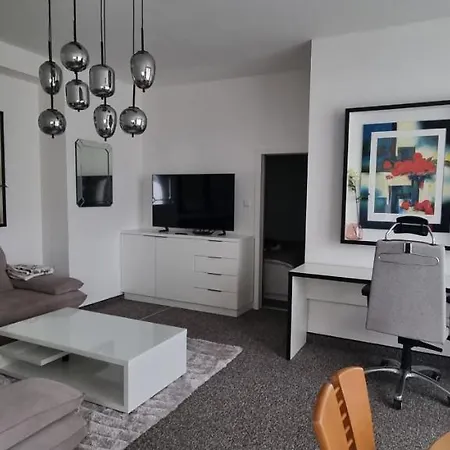 Apartman A7 U Jenicka V Chomutove Exterior photo
